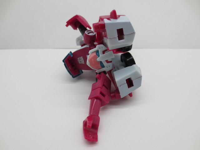 Transformers Animated Deluxe Class ARCEE in Toys & Games in Edmonton - Image 3
