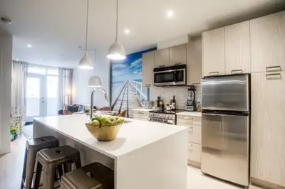 $1950 / CONDO LAVAL ~ PLACE BELL & METRO MONTMORENCY