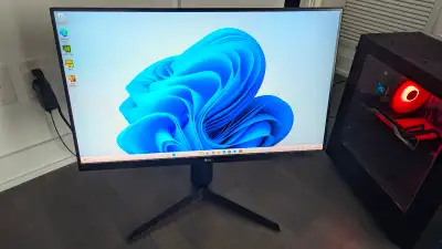 LG 27GL650F-B 27 Inch UltraGear™ Full HD IPS Gaming Monitor, View more