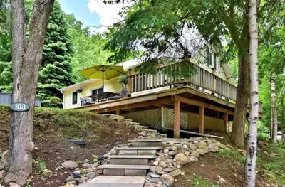 House available for private sale in the heart of Haliburton village! Whether your looking for an aff...