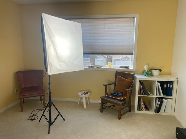 Professional Video/Photo Lighting in Cameras & Camcorders in Calgary - Image 4