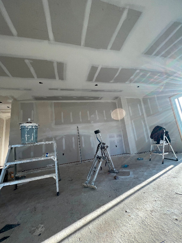 Drywall taping at reasonable price. in Drywall & Stucco Removal in Fredericton - Image 4