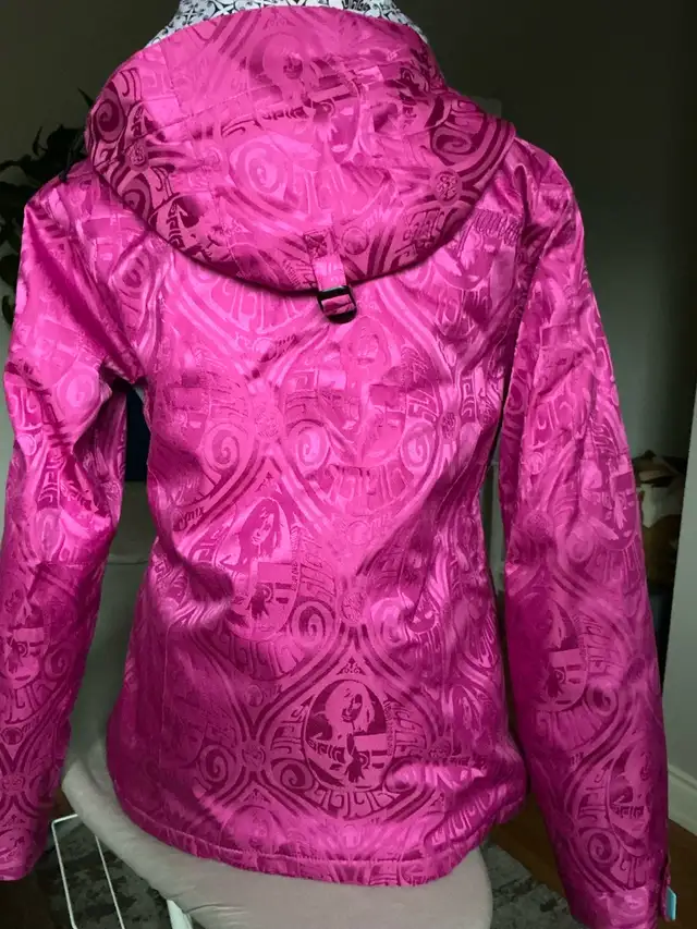 women’s ski jacket S in Women's - Tops & Outerwear in City of Toronto - Image 3