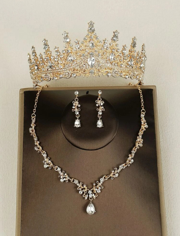Luxurious Crown Sets Only $110 Each Set in Jewellery & Watches in Edmonton - Image 2