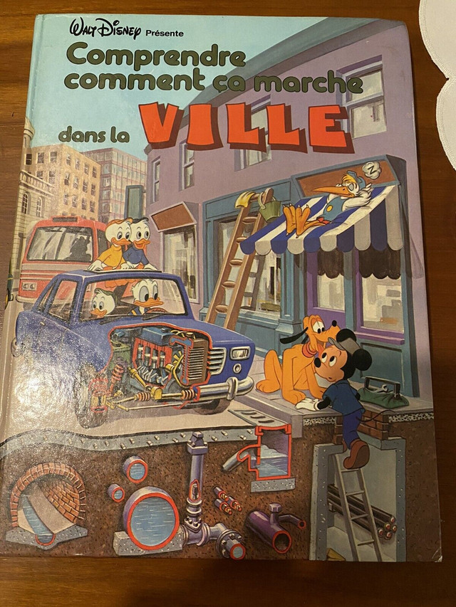 Livre Disney Apprendre comment ça marche dans la ville dans Livres jeunesse et ados  à Laval/Rive Nord