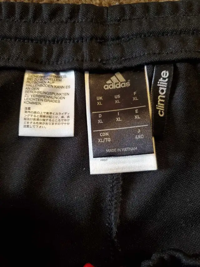 Men's Adidas Sweatpants  in Men's in Mississauga / Peel Region - Image 7