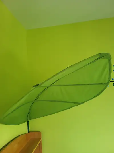 Décoration chambre enfant. Marque Ikea. Maison sans fumée ni animaux. Argent comptant seulement et a...
