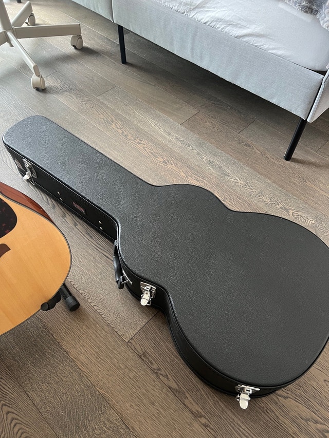 Yamaha fs800 + Gator hardshell wood case Guitars City of Toronto