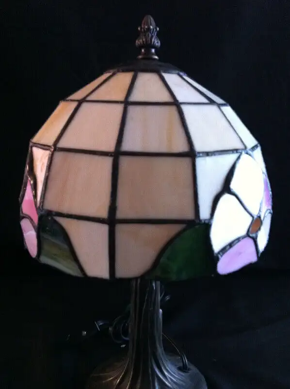 VINTAGE TABLE LAMP in Indoor Lighting & Fans in Barrie - Image 6