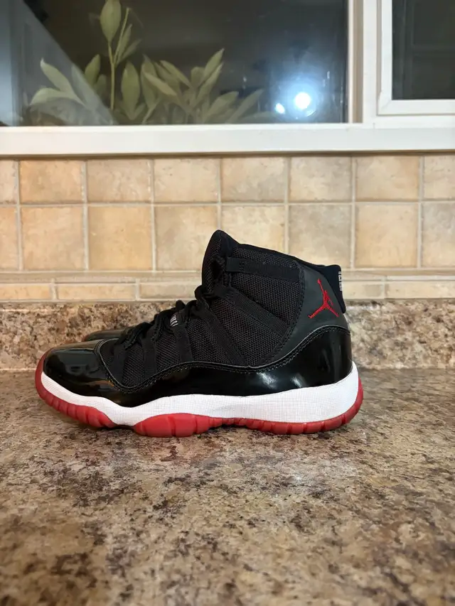 Jordan 11 Bred  in Men's Shoes in Nanaimo - Image 4