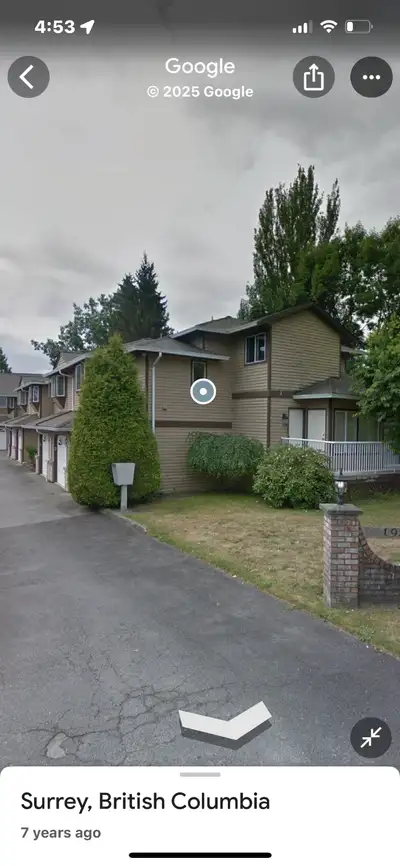 2 large bed and 2.5 bath townhouse