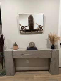 Stunning console table/ entry table/sofa table