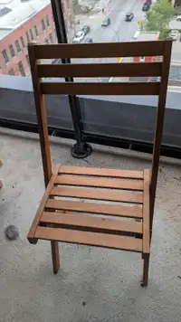 2 chaises extérieur, pliable, en bois