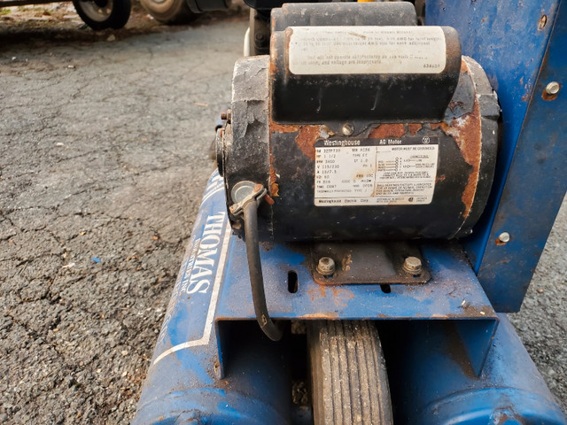 Thomas wheel barrow air compressor  in Power Tools in Dartmouth - Image 3
