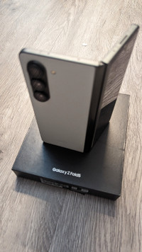 Grey Samsun Galaxy Z Fold 5 512 GB - Samsung Receipt