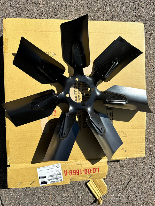 GM 7 Blade Fan in Engine & Engine Parts in Charlottetown - Image 2