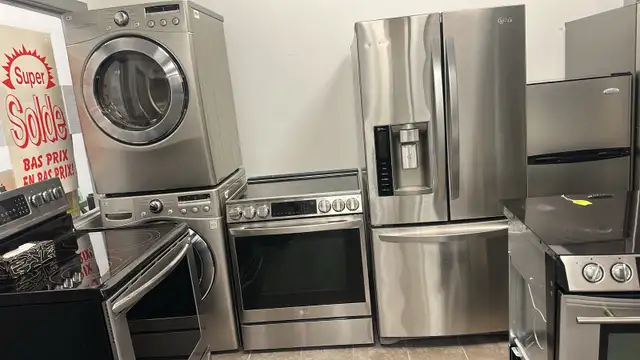 LG Refrigerator, washer dryer , stove in Refrigerators in City of Montréal - Image 2
