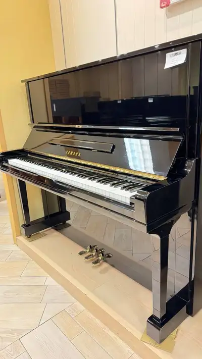 Piano Yamaha U3H, View more