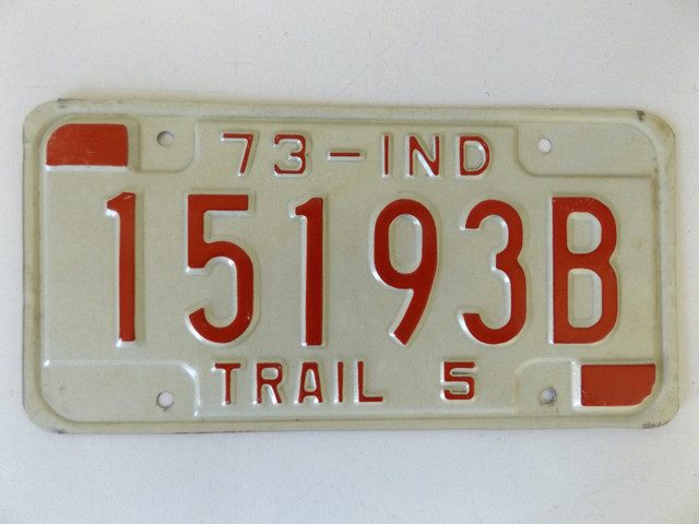 ORIGINAL RARE VINTAGE 1973 INDIANA TRAILER LICENSE PLATE in Arts & Collectibles in Oakville / Halton Region