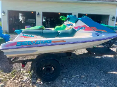 4 Jets skies 3 of them are turn key and all rebuilt crank up as of last winter. 150psi compression i...
