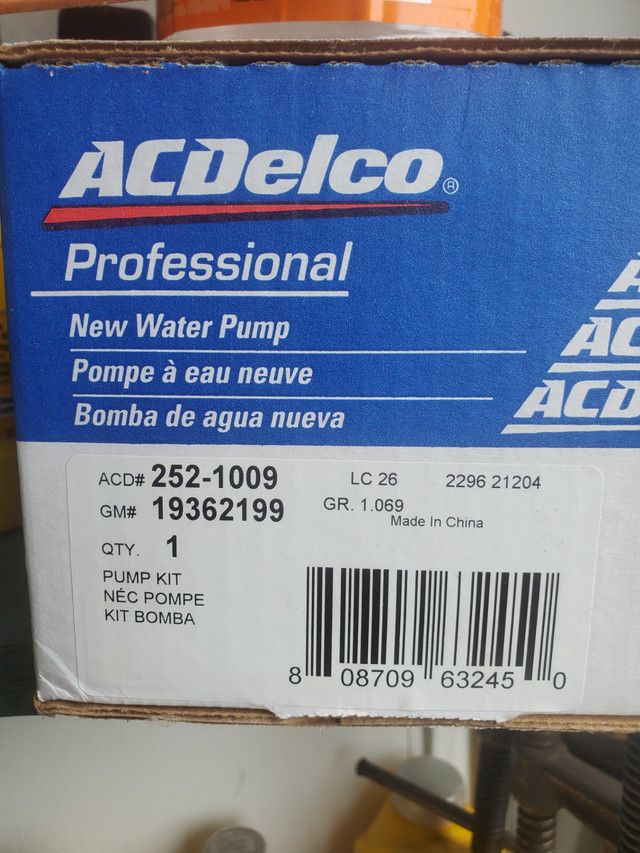 AC Delco Water pump in Engine & Engine Parts in St. Catharines - Image 2