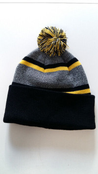 Unisex Sportman pom Knit Beanies Very Warm and Comfortable.