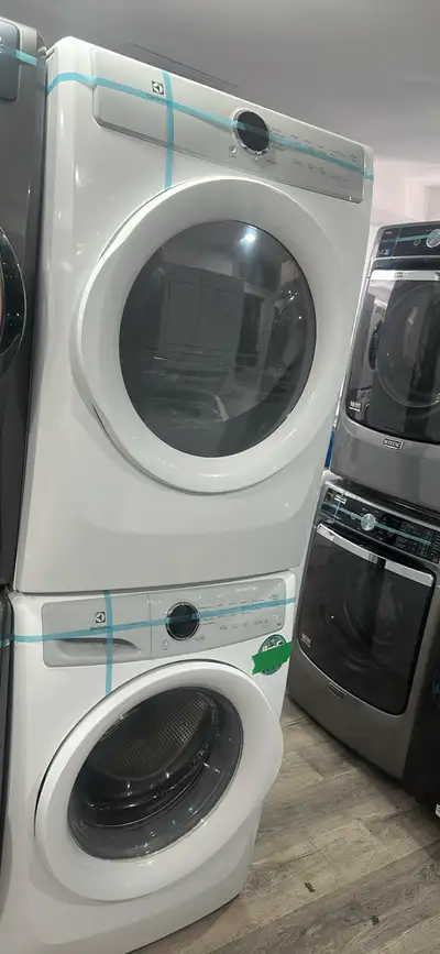 Excellent working condition appliance with no missing parts Top of the line brand Available for deli...