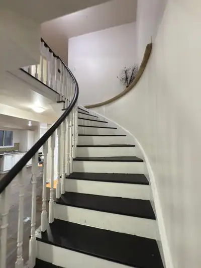 Mississauga Room for rent - 3 mins walk from Square One