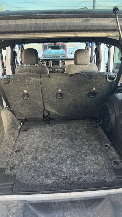 ✨ DOOR-TO-DOOR Car Detailing Service – We Come to You! Want your car to look spotless and smell fres...