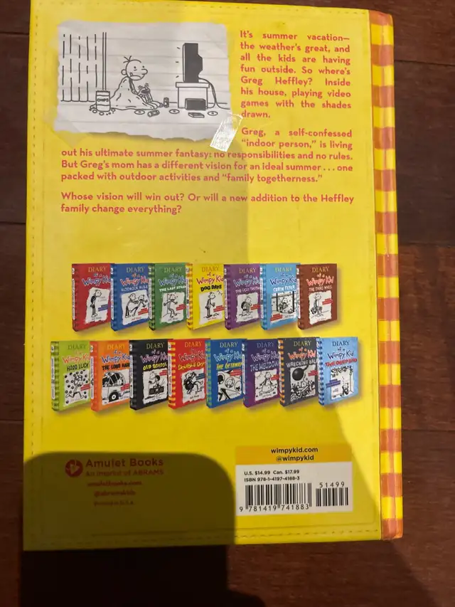 Diary of a wimpy kid dog days  in Children & Young Adult in Oakville / Halton Region - Image 3