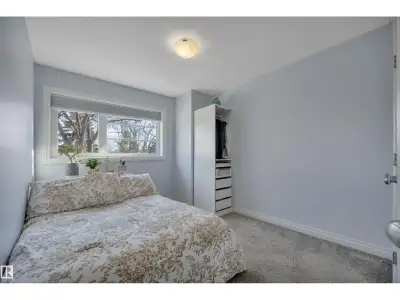 A fully furnished private bedroom is available in a modern home located in the quiet and central Spr...