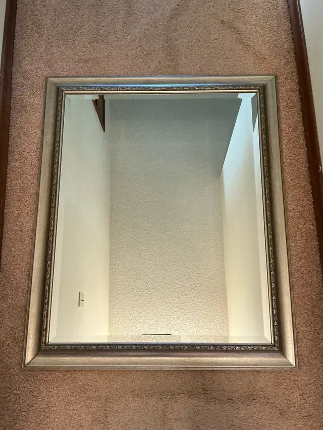 Lijue Collection Wall Mirror