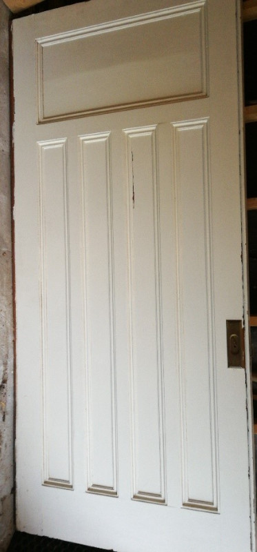 Antique pocket door with hardware from 1913 in Arts & Collectibles in Oshawa / Durham Region