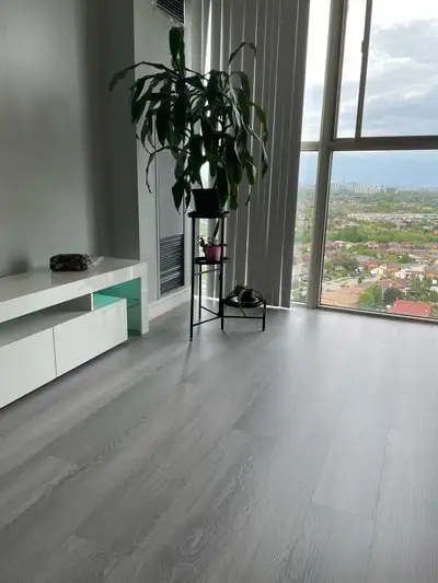 One master bedroom for renting in unit of two bedrooms