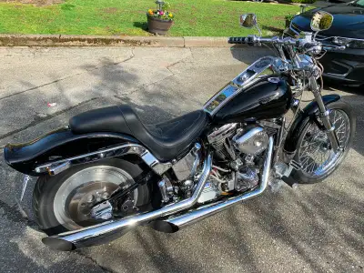 Very well maintained and loved softail for over 25 years. Fresh motor and transmission. Too many new...