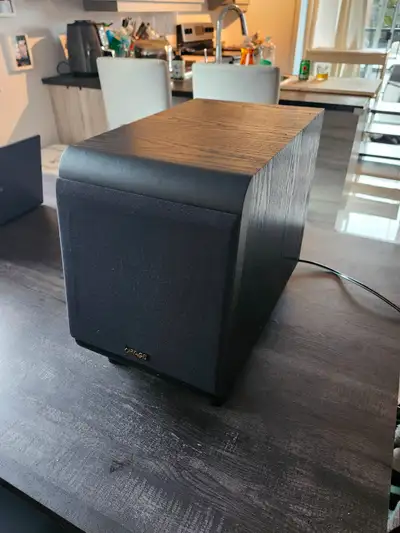 Subwoofer Omage 100 watts excellente condition, View more