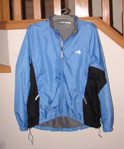 Ladies North Face Windbreaker - sz L, View more
