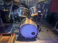 Pearl Reference Drum Set