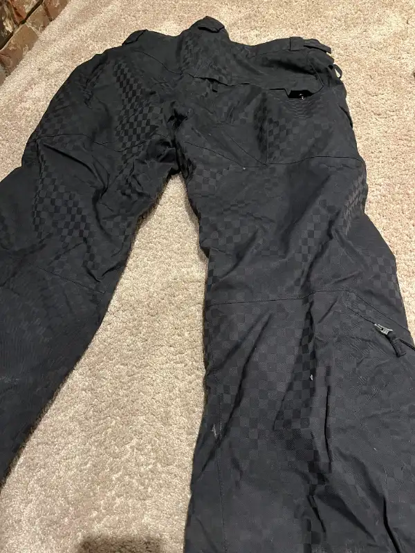 Ski pants in Ski in Downtown-West End - Image 6