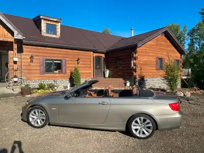 Selling for my Aunt Amenities: Heated Seats, Stereo, Steering Wheel Controls, Power Windows/Locks Co...