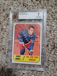 Graded 1967-68 Harry Howell hockey card 