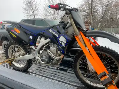 2009 YZ450F dirtbike, runs good, lots of power, loads of fun asking $2500. Please text
