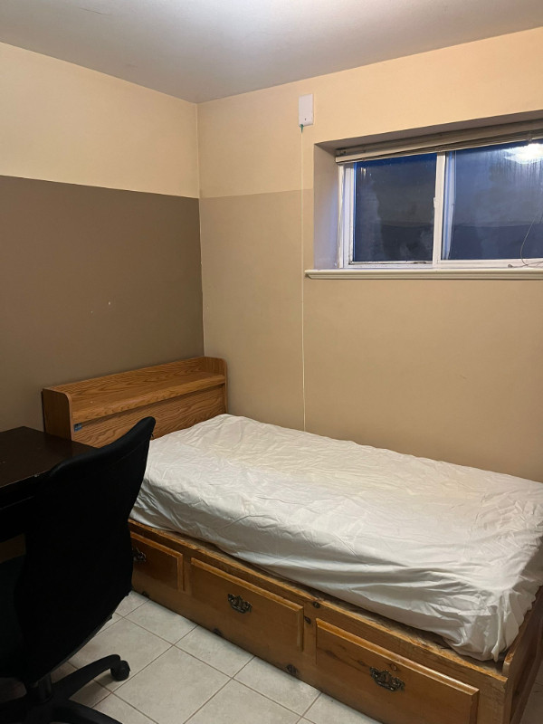 *****FURNISHED SINGLE ROOM***** in Room Rentals & Roommates in Vancouver