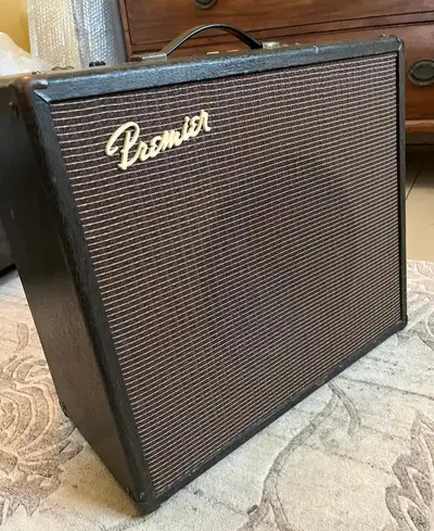 Premier ClubBass tube amp, View more