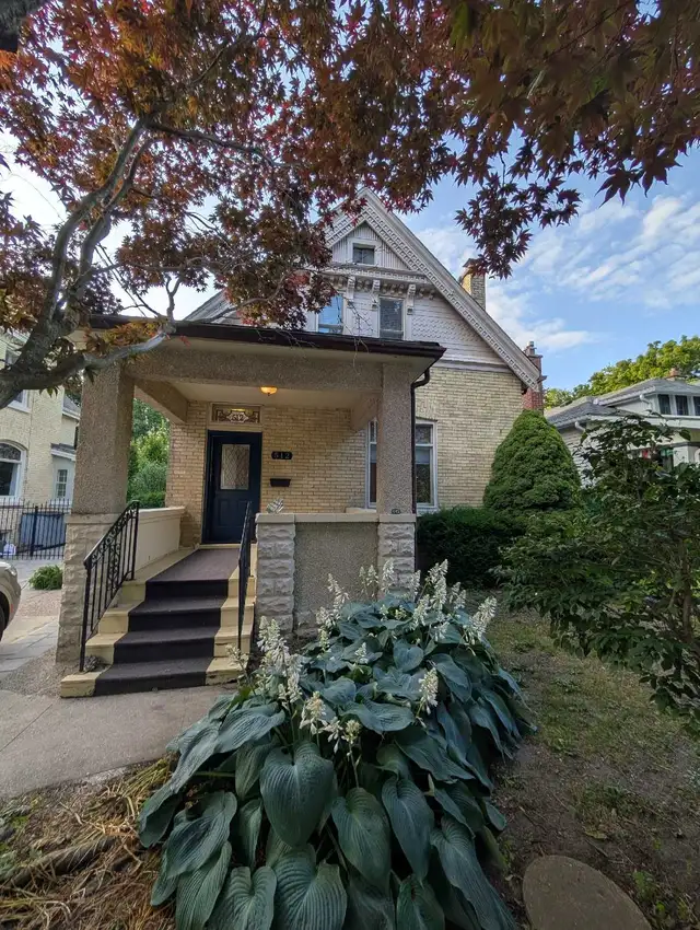 5 bed 2.5 bath house old north 