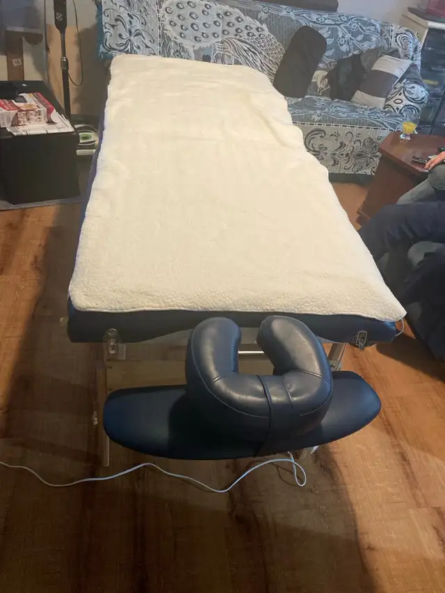 mobile massage63804706640769123