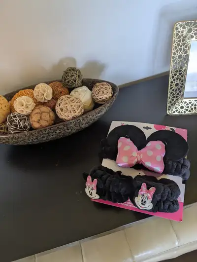 Minnie Mouse-Disney Jr-Head Wrap & Wristband set-BRAND NEW, View more