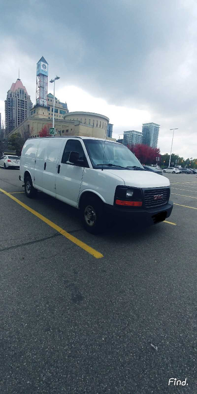 2013 Gmc savana $7000 sell by Owner