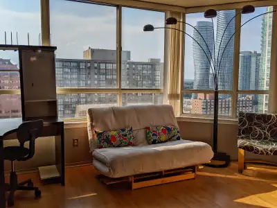 Furnished spacious all-inclusive condo for rent near Square One