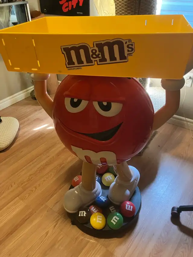 M&M display in Arts & Collectibles in Hamilton - Image 6